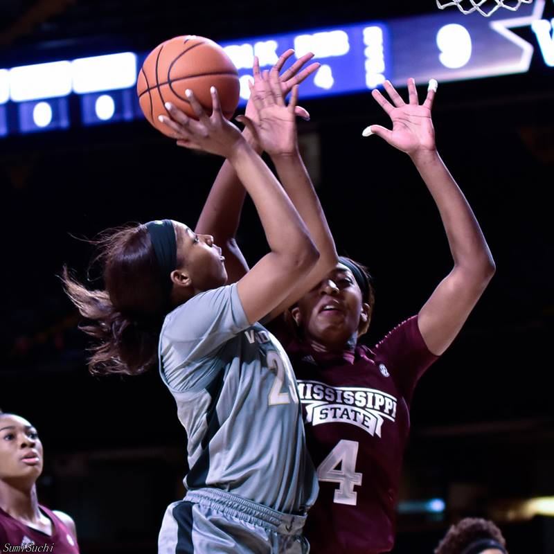 Vanderbilt and Mississippi State women's basketball players