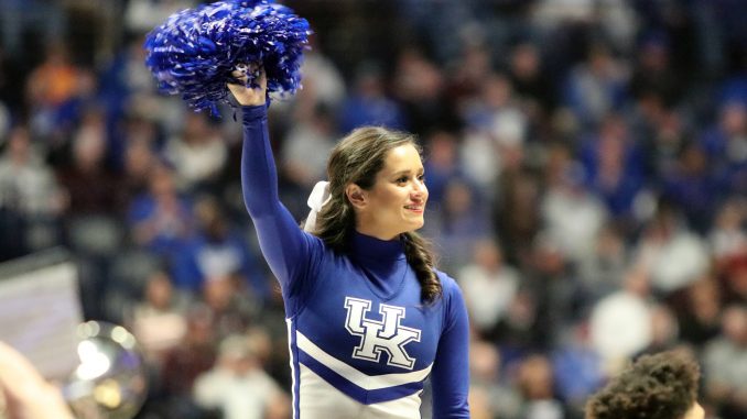 Kentucky-Cheerleader-at-SEC-T-2019-678x381.jpg